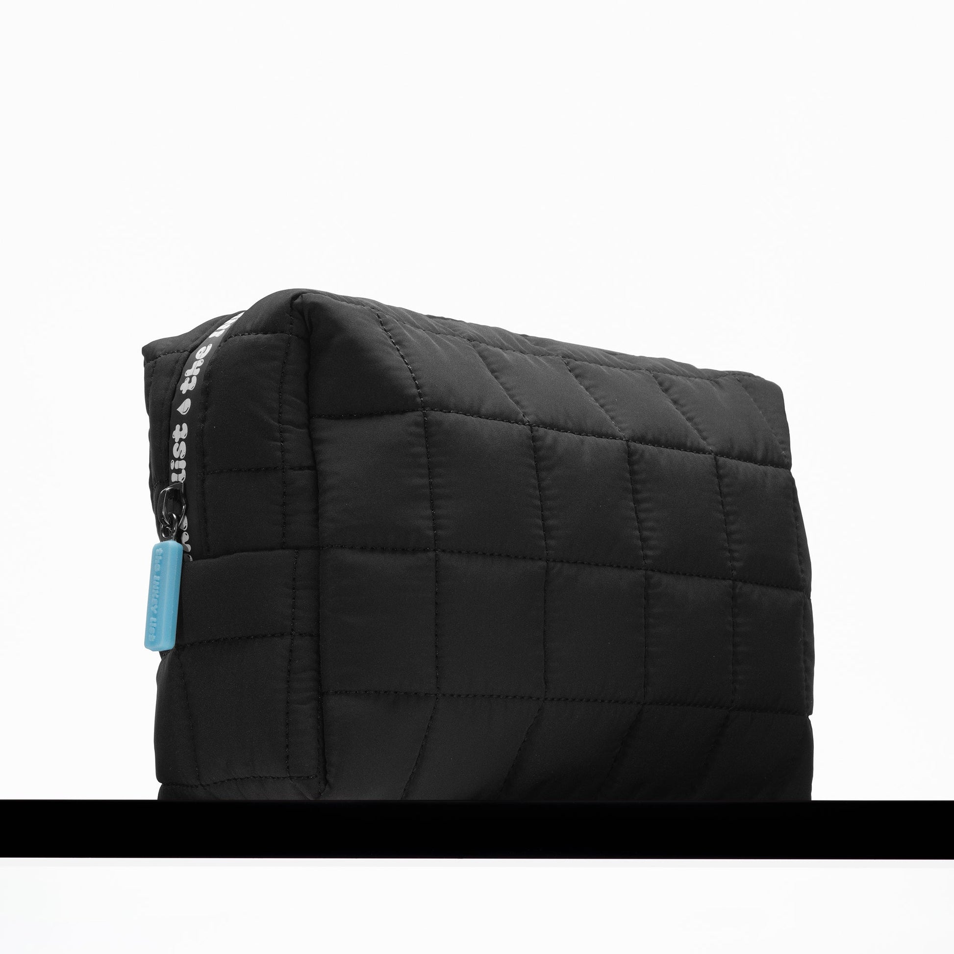 the-inkey-list-washbag-s5 washbag-hydration-05.jpg